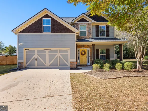 22 Chickapee Ct, Newnan, GA 30263