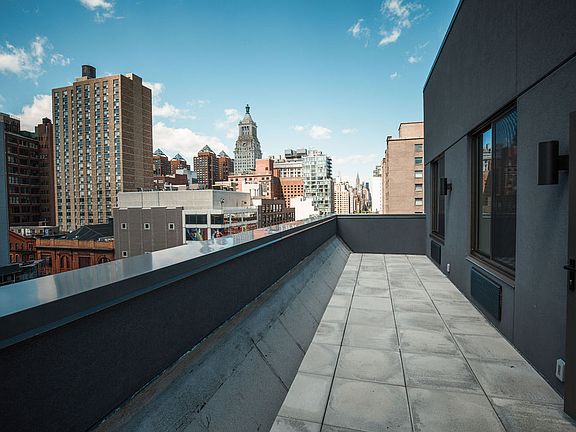 3rd image of 101 E 10th St #9D