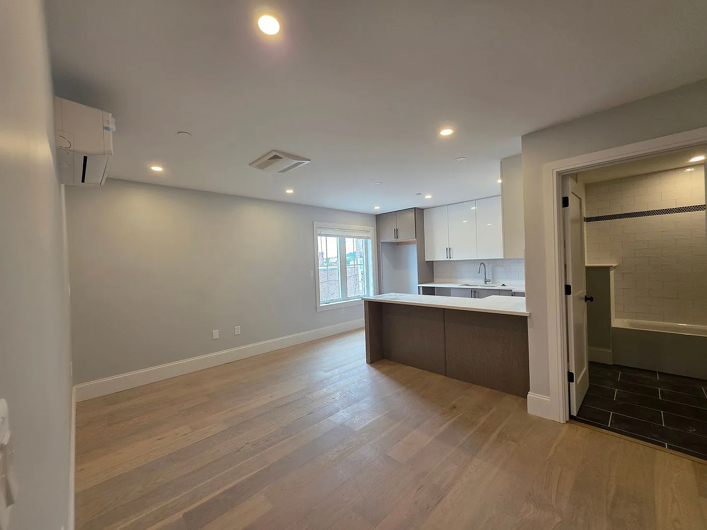 New Construction in Brighton Center, No Brokers fee, No Security Deposit, In-Unit Washer and Dryer — Photo 2