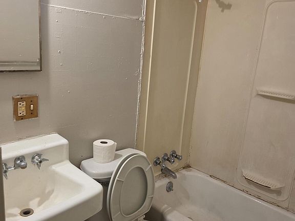 5th image of 39 Garfield Pl