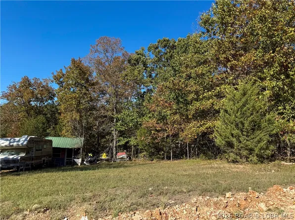 39 Wilderness Way, Stover, MO 65078