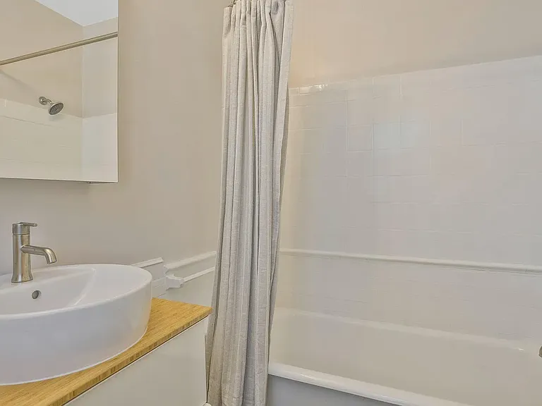1954 Columbia Rd NW #101 — Photo 26