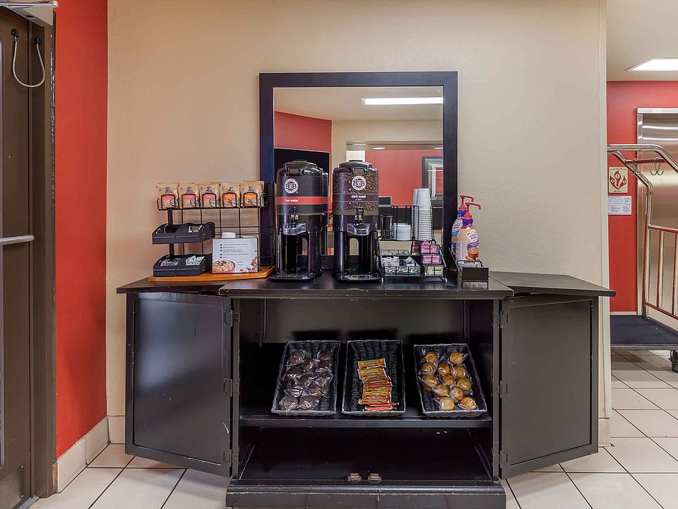 Free Grab-and-Go Breakfast