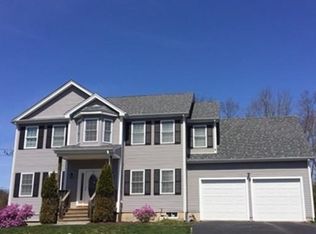 12 Laura Dr, Attleboro, MA 02703
