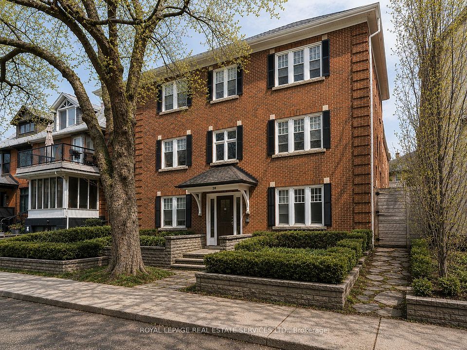 1st image of 28 Macpherson Ave