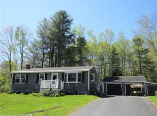 8 Beechwood Rd, Winthrop, ME 04364