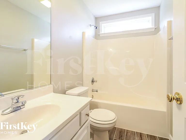 3904 Melco Ct — Photo 13