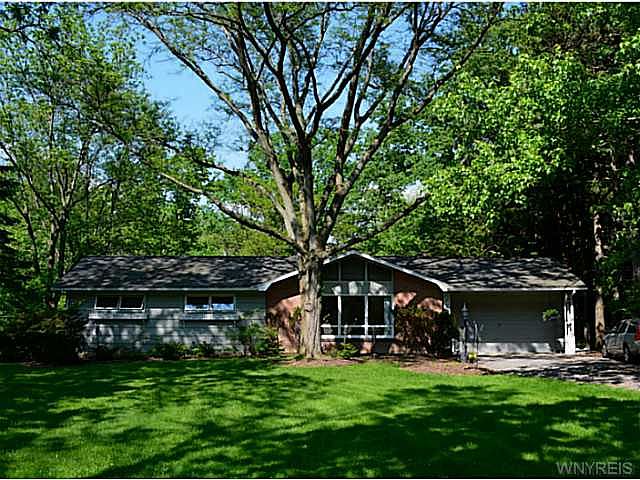 1st image of 52 Fairlawn Dr