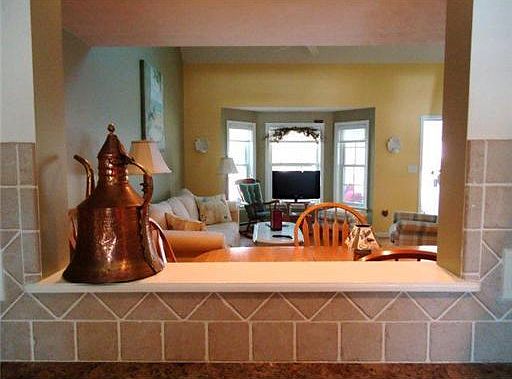 4th image of 108 Hampton Glen Drive #18