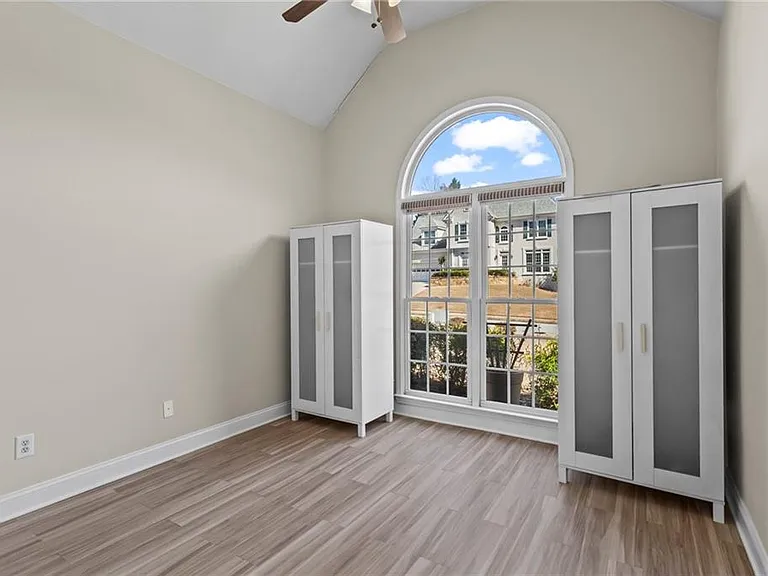 3030 Northcliff Dr — Photo 18