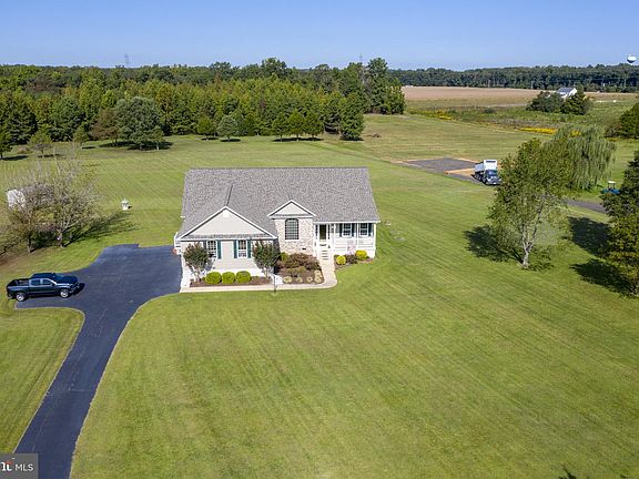 2nd image of 29101 Redstone Ln