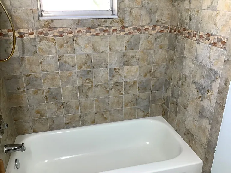 70 Normandy Ln #B — Photo 22