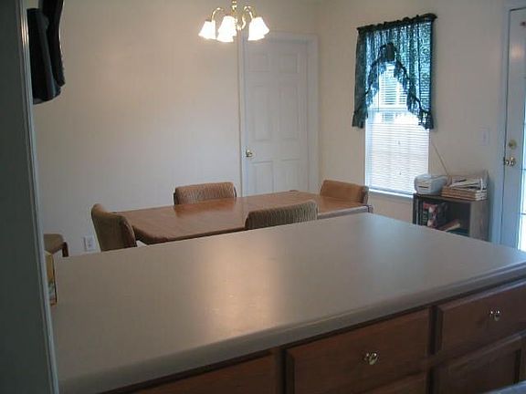 Large eating area in kitchen