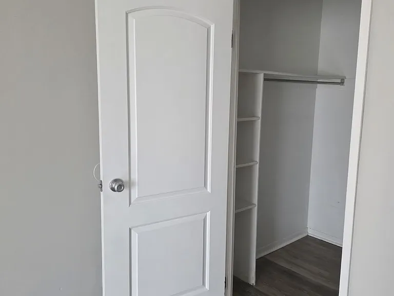 2838 Harrison Ave #4 — Photo 9