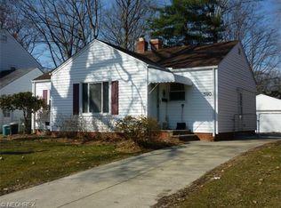 590 Canterbury Rd, Bay Village, OH 44140