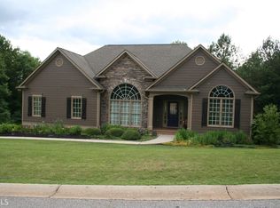 106 Hammond Dr, Canton, GA 30114