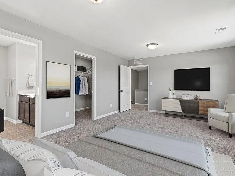 8109 Driftwood Loop — Photo 19