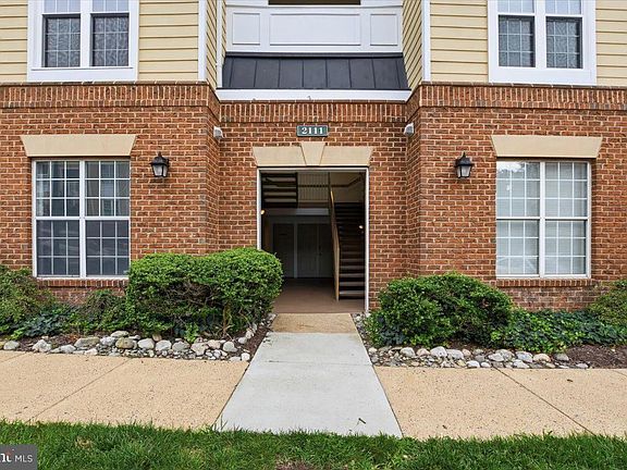 3rd image of 2111 Highcourt Ln APT 201