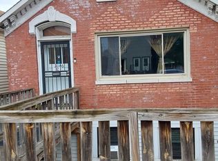 2046 W 18th St, Chicago, IL 60608