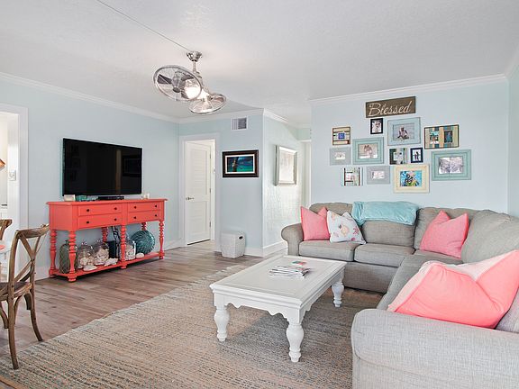 2nd image of 41 Beach Ln APT 5