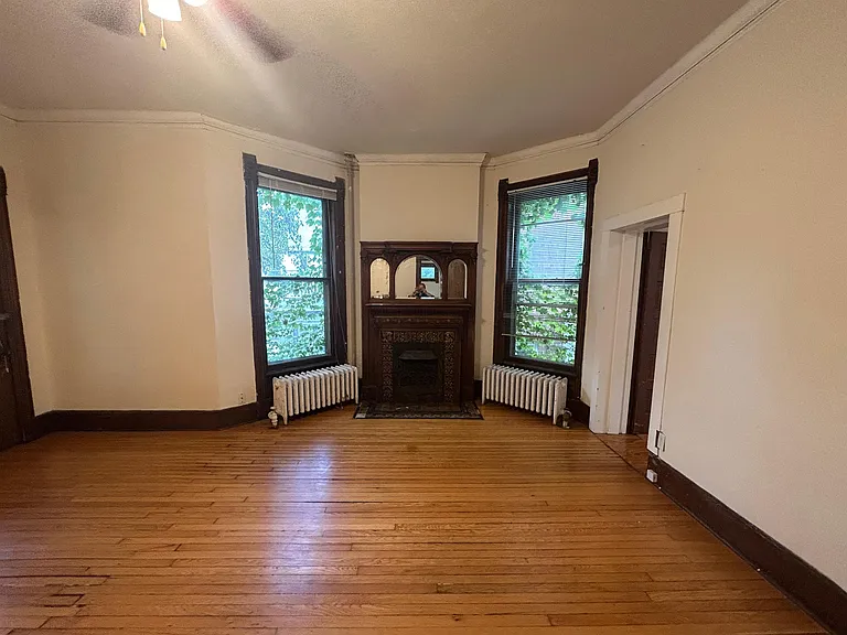 319 N Pinckney St #1 — Photo 11