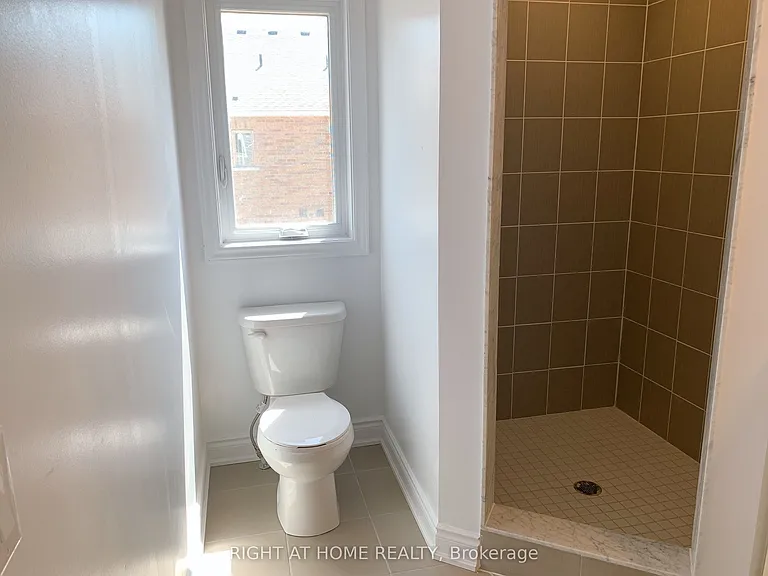 9 Mackenzie St — Photo 26