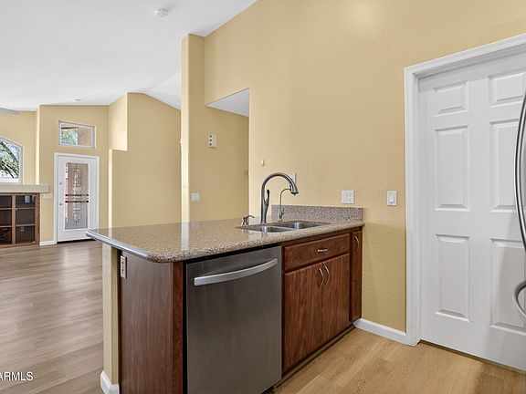 5th image of 10416 W RUNION Drive