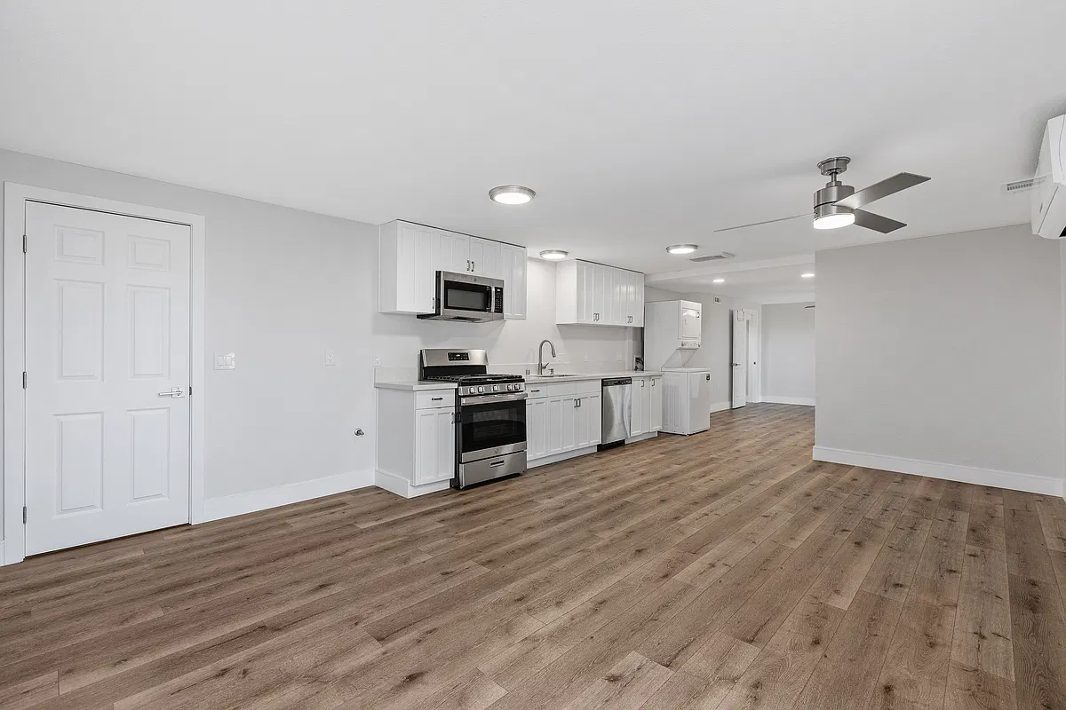 2 bed, 1200 sqft, $3,400 — Photo 3