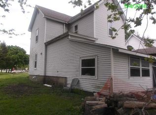40 Bramley St, Saunemin, IL 61769