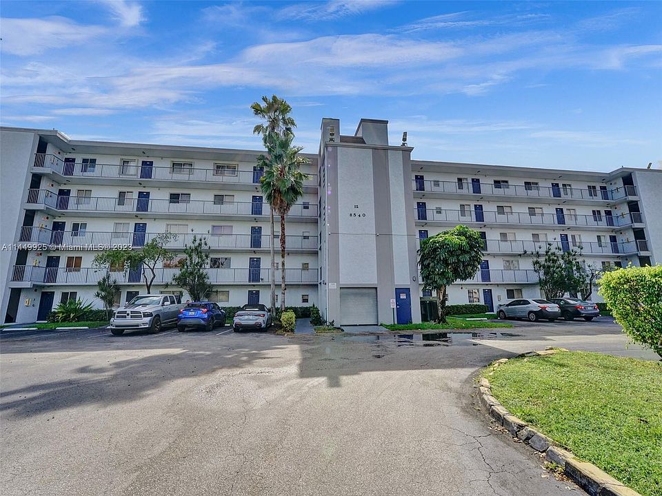 1st image of 8540 N Sherman Cir APT 507