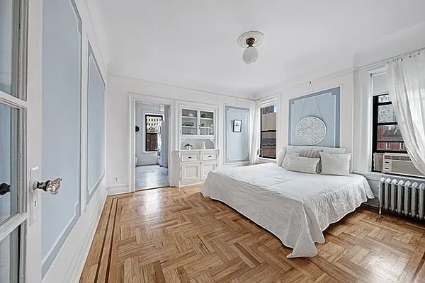 Sold by Compass | media 28