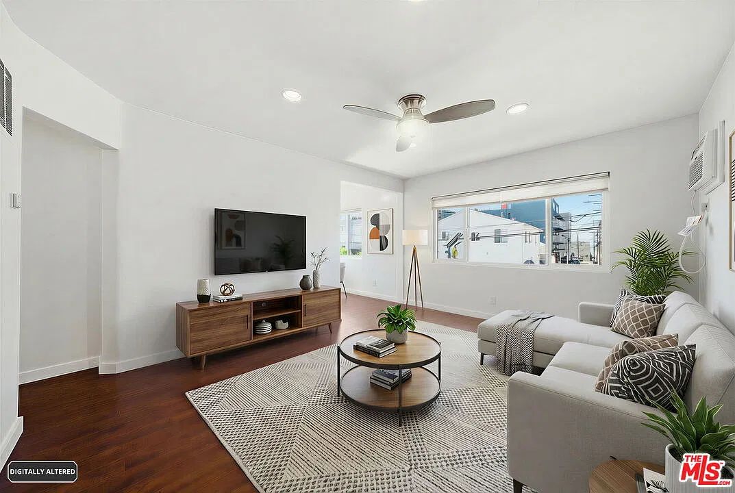 2 bed, 1.0 bath, 1001 sqft, $3,750 — Photo 3