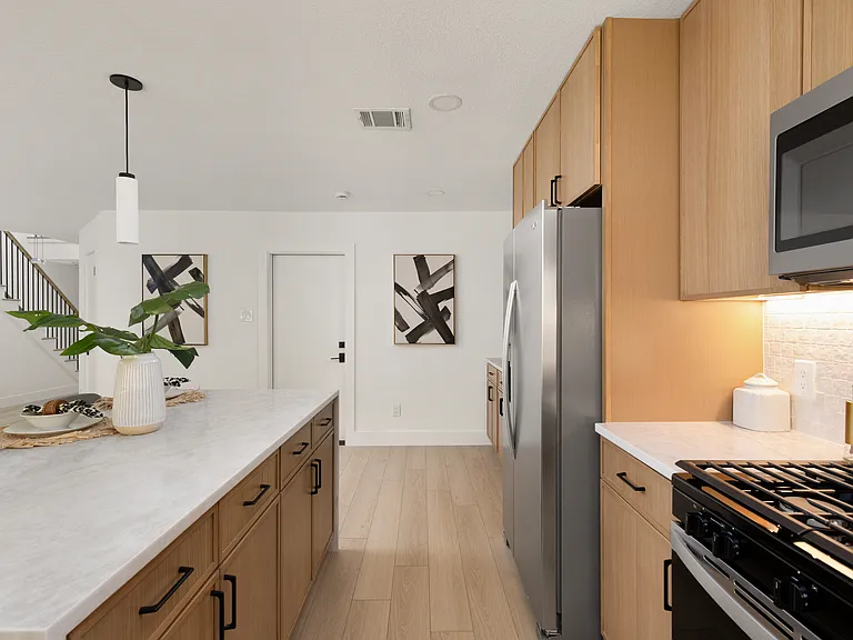 8708 Cretys Cv — Photo 15