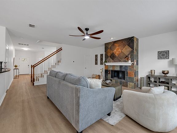 2nd image of 5725 Touchstone Dr