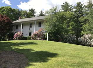 19 Robin Rd, Norfolk, MA 02056