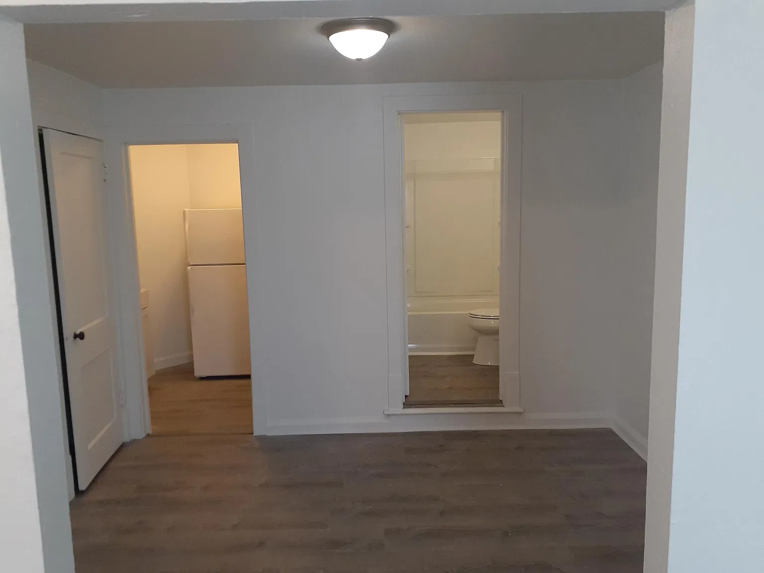 136 McKinley St — Photo 3