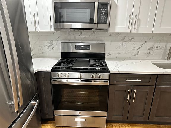 5th image of 91 Steuben St APT 3