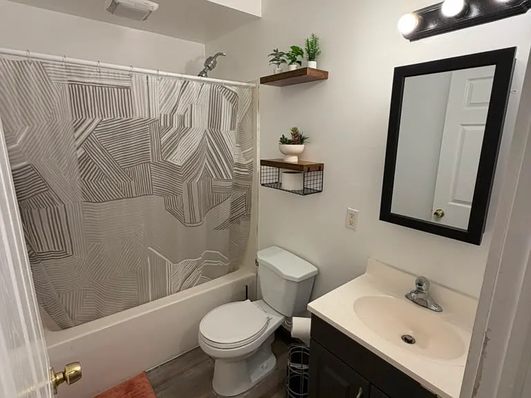161 Caroline St #2 — Photo 5
