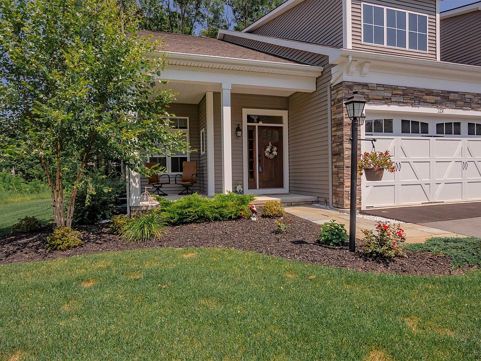 1st image of 12A Macoun Dr