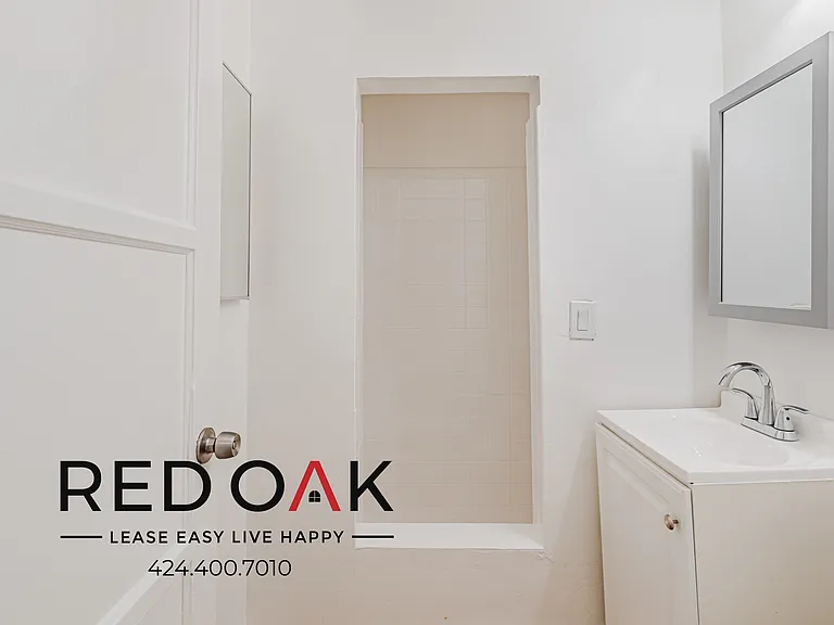 1559 N Hill Ave #7 — Photo 14