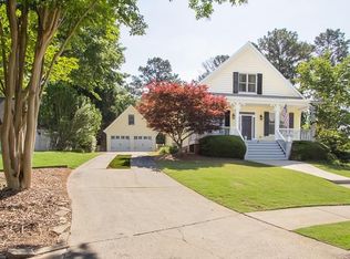 8 Beauregard Ct, Fayetteville, GA 30215