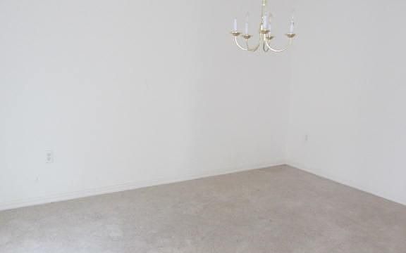 3rd image of 155 Wheatfield Cir