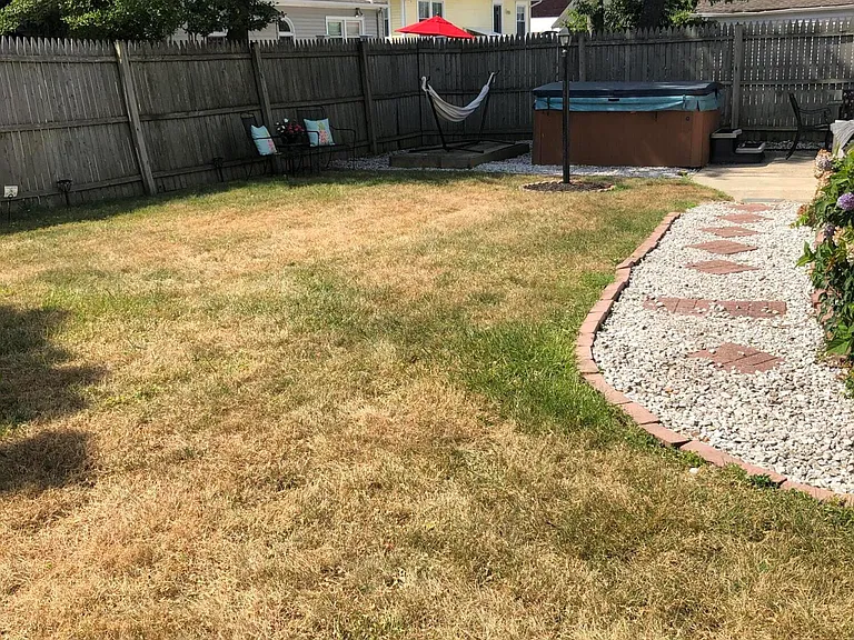 1717 River Rd — Photo 23