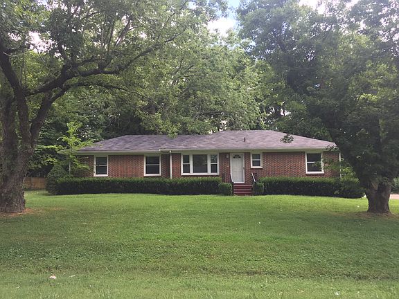 2nd image of 813 Belvedere Dr
