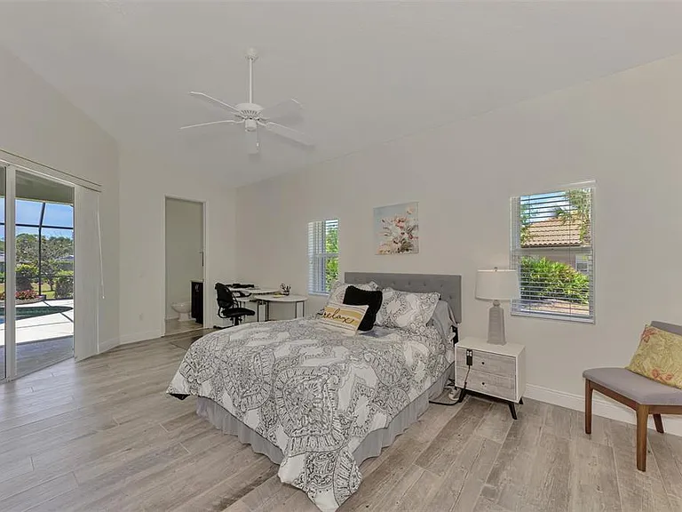 900 Park Place Dr — Photo 53