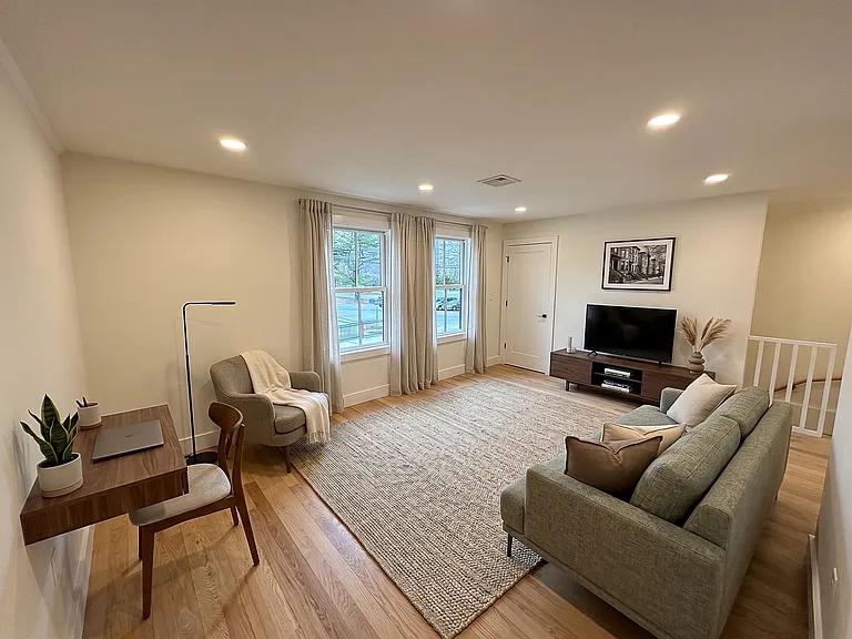 69 Elm St #2 — Photo 21