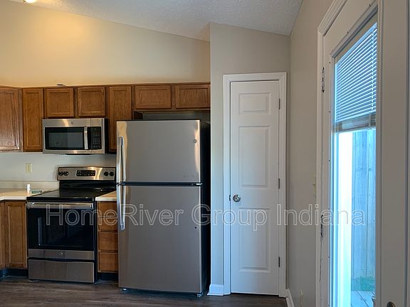 5th image of 2310 Salem Park Dr
