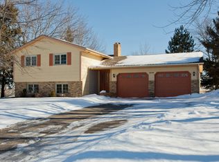 7370 Kurt St, Loretto, MN 55357