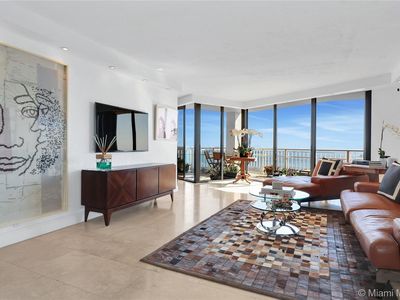 2000 Towerside Ter #TS6, Miami, FL, 33138