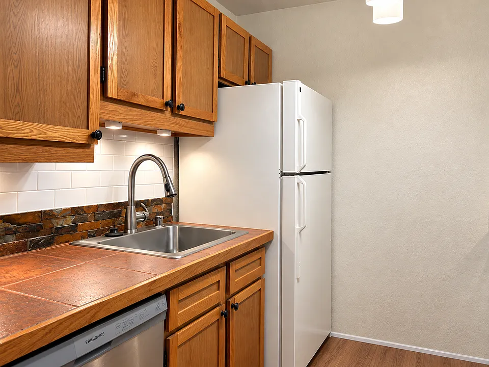 Sun Ridge Apartments
